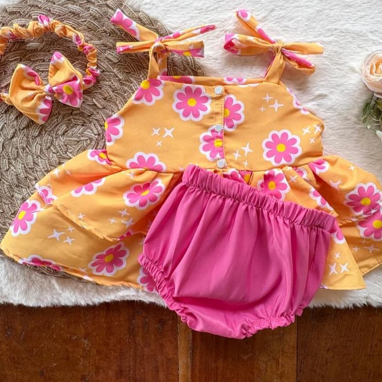 (6 meses a 1 ano) Kit Batinha, Tiara e calcinha tapa fralda!