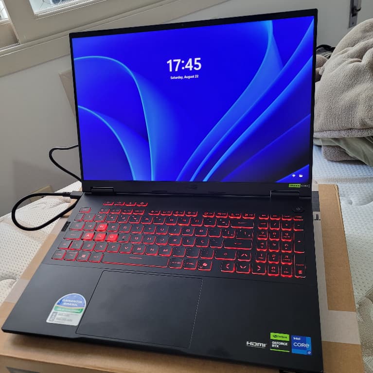 Notebook Gamer ASUS TUF F16 RTX 5050 i7 14650HX 8GB DDR5 512GB NVME Windows 11 Pro