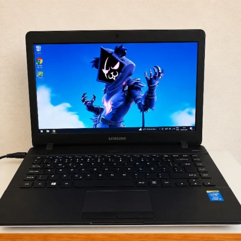 Notebook Samsung Essentials E32 i3 5ª Geração 8GB DDR3 HD 1TB