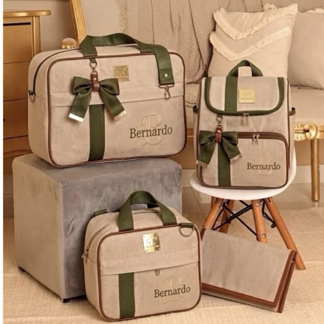 Kit Bolsas de Maternidade Personalizadas Premium | Enxoval de Bebé Impermeável
