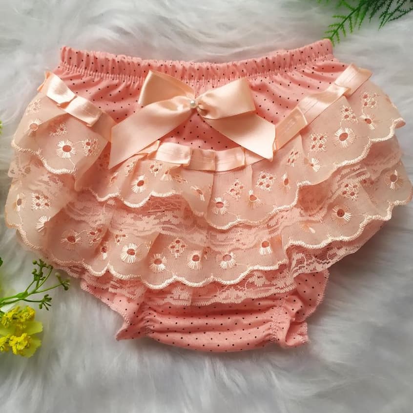 Kit 4 Tapa Fralda Luxo Bebê Menina Calcinha Infantil com Babado Laço Renda 0 a 3  anos  Bunda Rica