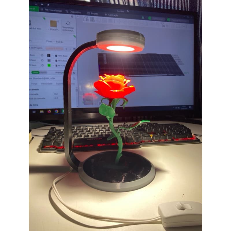 Luminária rosa  LED Decorativo em Impressão 3D – Luminária Moderna