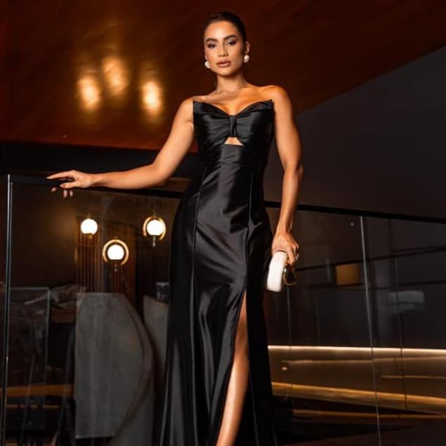 Vestido Longo de Festa Feminino Tomara que Caia em Cetim com Fenda | Vestido de Madrinha, Formatura, Casamento e Eventos