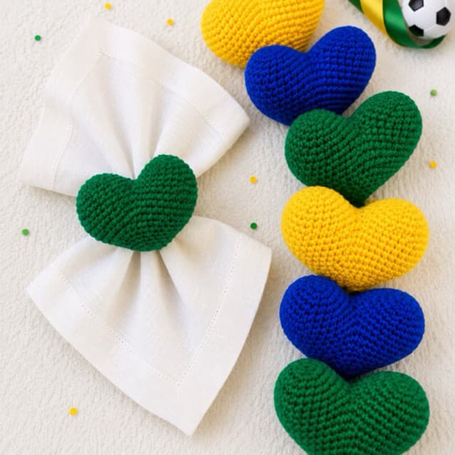 Kit Porta Guardanapo Coração em Crochê Amigurumi Copa do Mundo 2026 Brasil Mesa Posta