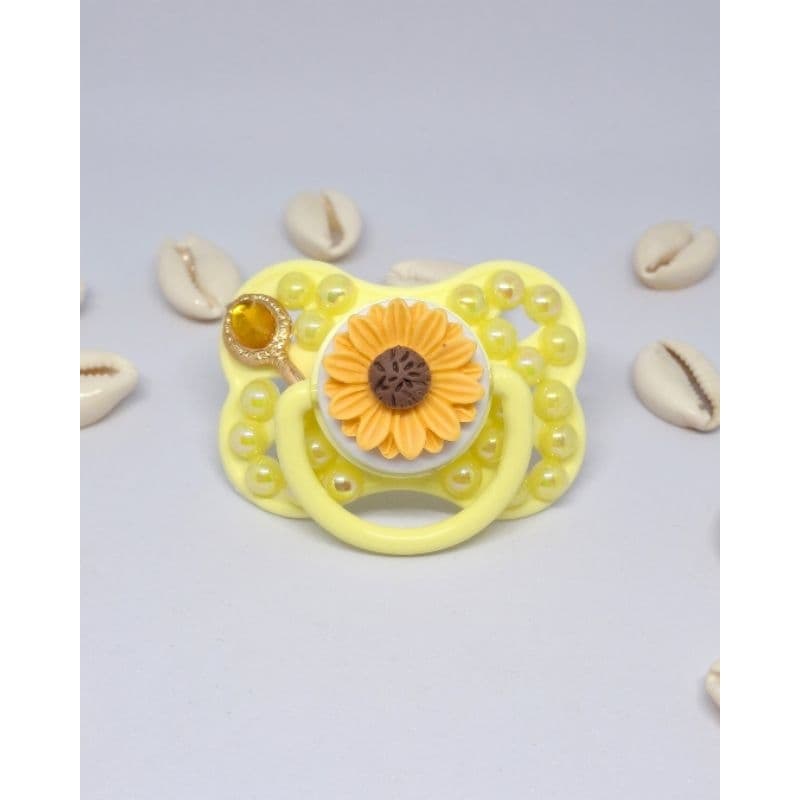 Chupeta de Erê / Ibeji / Cosme e Damião Amarelo Oxum