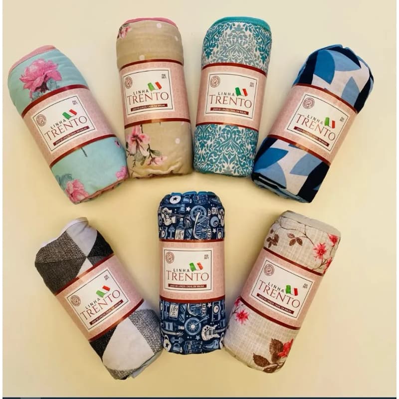 Jogo lençol e Fronha, Casal Queen e King malha premium. Lençol liso e fronha estampada na frente com Vies