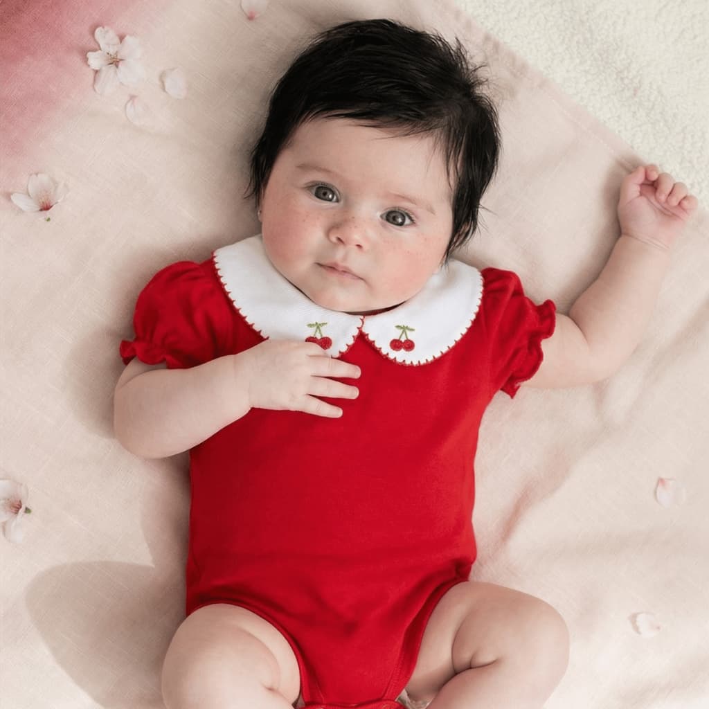 Body Infantil Bebê Menina Gola Bordada Cereja Manga Curta Algodão
