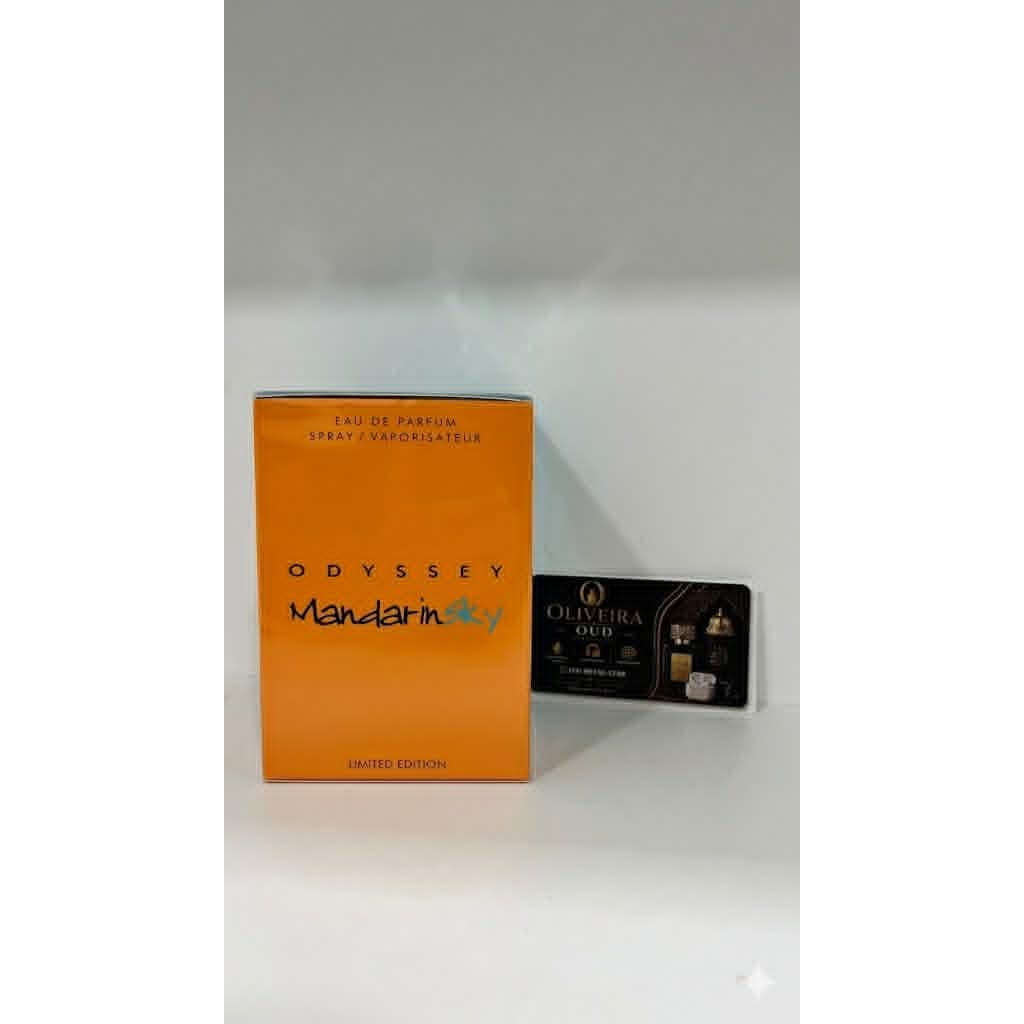 Mandarin Sky Eau de Parfum Masculino Importado Doce Amadeirado Sofisticado