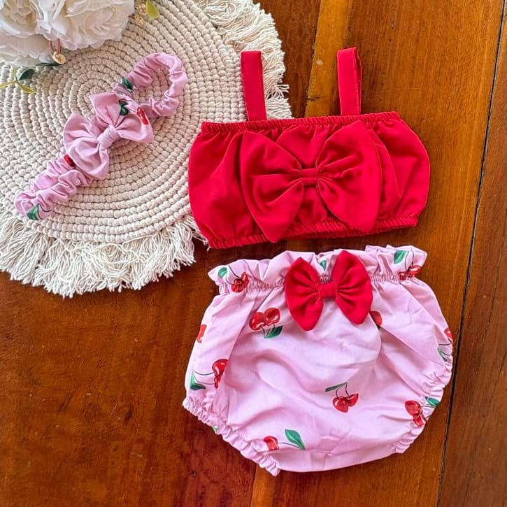 Kit Infantil para Menina Blusa, Tiara e calcinha tapa fralda! Moda Retrô. Mesversário | Blogueirinha