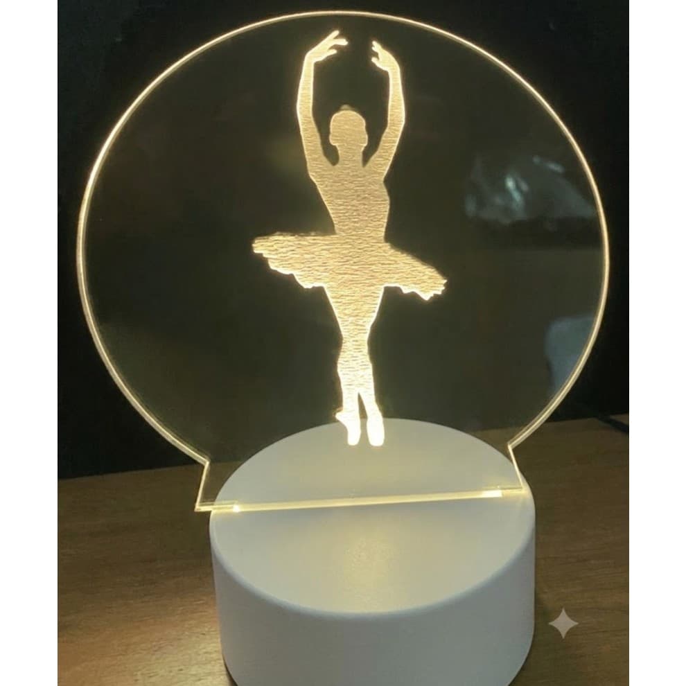 Luminária abajur infantil Bailarina. luminária 3d, abajur Led cor unica,  7 e 16 cores, nome gravado