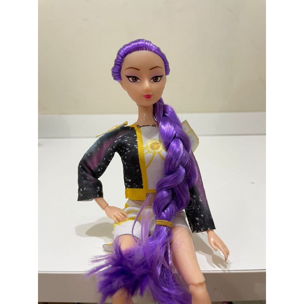 1 Boneca Rumi da Kpop menina articulada com musica presente brinquedo envio agora