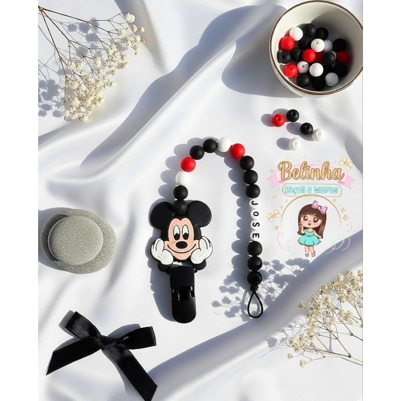Prendedor de Chupeta Mickey Personalizado com Nome  Preto Porta Chupeta Bebê Menino Presente Maternidade Artesanal