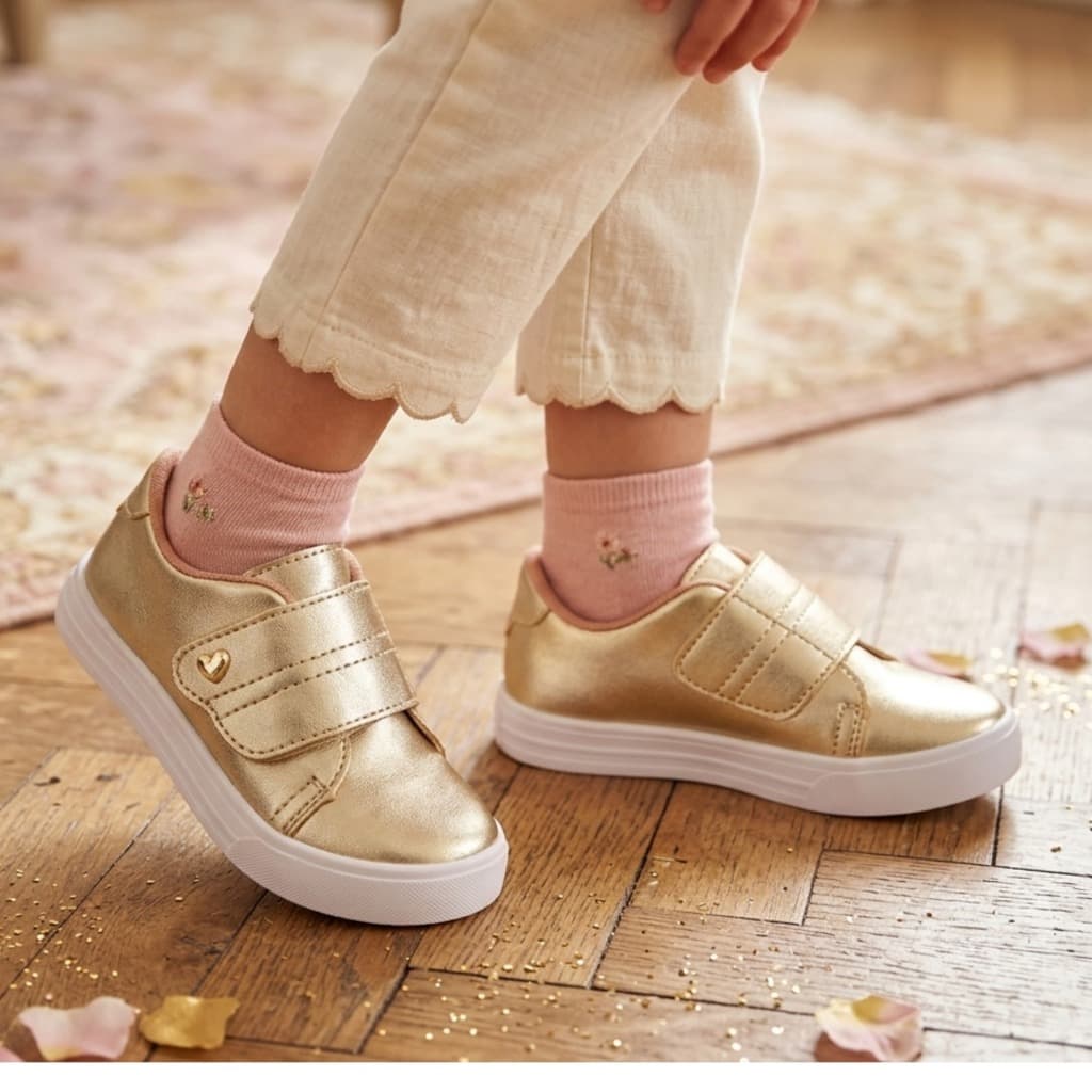 Tênis Infantil Menina Dourado Com Fecho Em Velcro Confortável Calçado Escolar e Festas