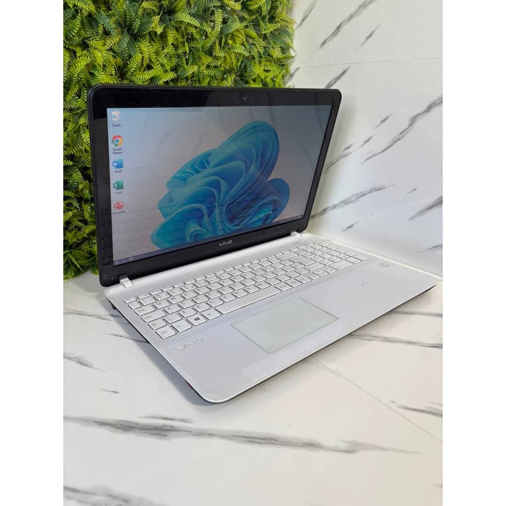 NOTEBOOK SONY CORE I5 8GB RAM 240GB SSD TELA GRANDE USADO FORMATADO