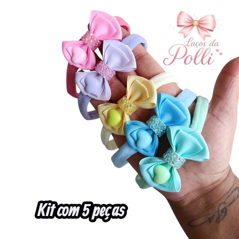 Kit com Tiaras de Bebê Luxo de 0 a 3 anos, com Laço e Aplicação Coração, enxoval de bebê,chá de bebê.
