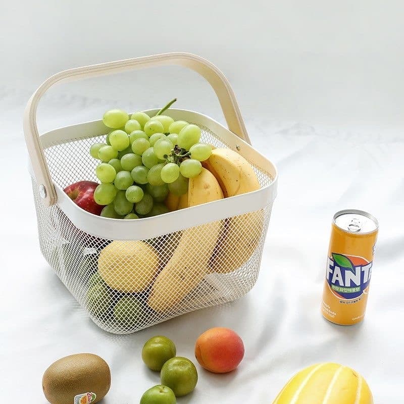 Cesto Organizador para Frutas e Outros em Metal com Alça de Madeira – Cesta Multiuso Resistente para Cozinha