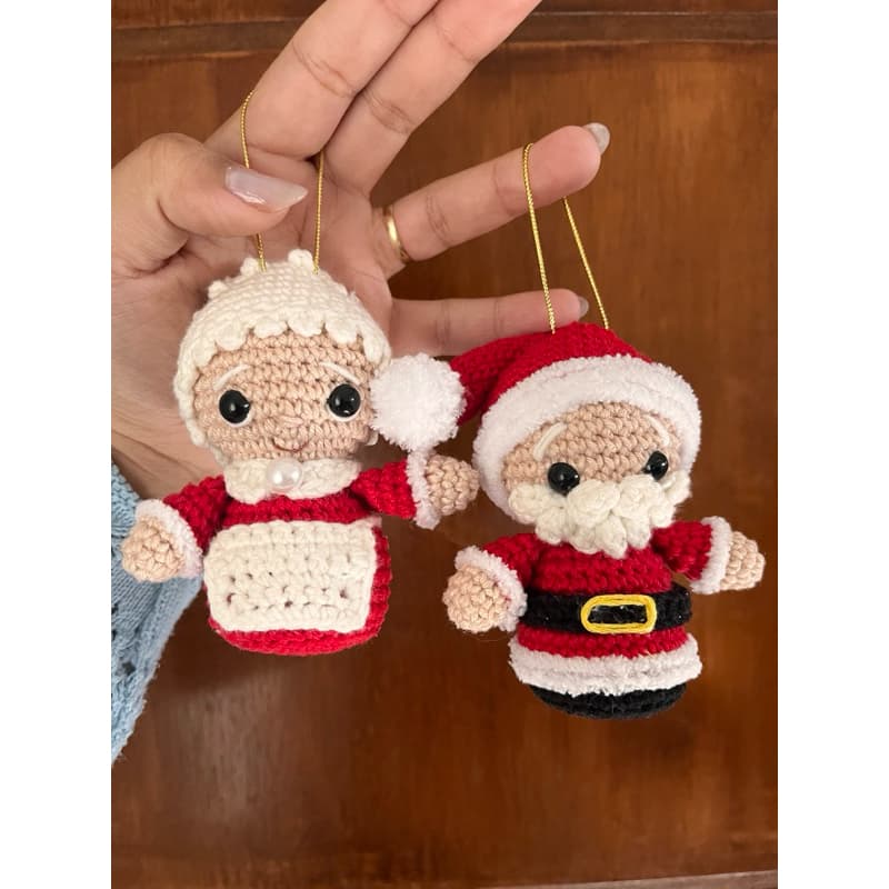 Kit Papai Noel e Mamãe Noel Amigurumi Enfeite Árvore de Natal Artesanal Crochê