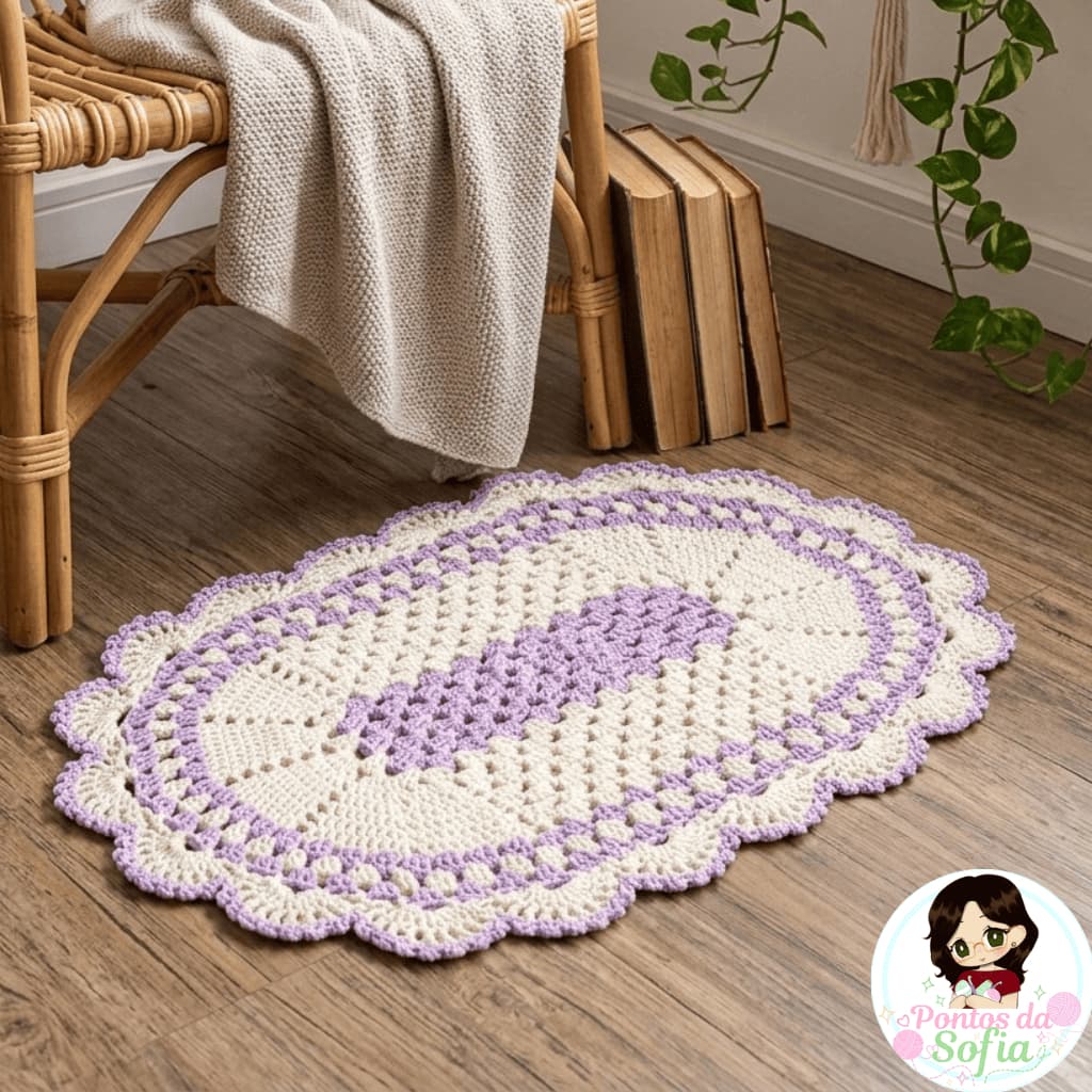 Tapete oval de crochê lilás roxo e cru branco para decoração de cozinha , quarto , banheiro, barbante e o 6 fios 60 x 80
