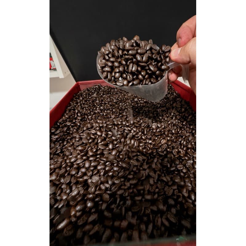 Divinno café - 1 KG EM GRÃOS JÁ TORRADO - 100% PURO - O OURO PRETO DA BAHIA.