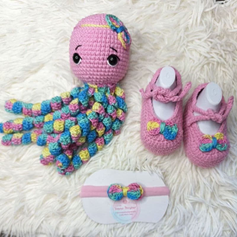 Kit Polvinho Amigurumi Crochê Bebê menina Naninha com Touca e Sapatinho Ensaio Fotográfico Newborn Presente Maternidade