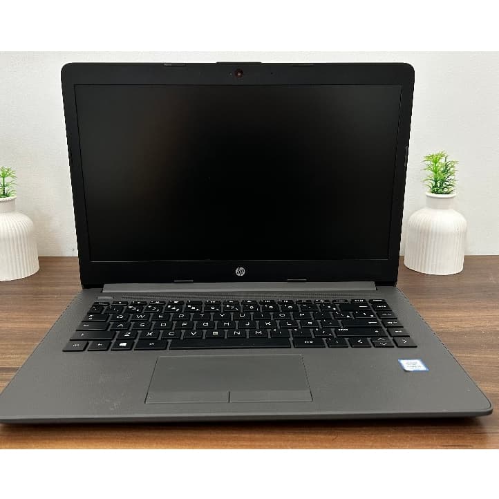 Notebook HP - Processador  i5 7ª Geração - Memória 8GB RAM- SSD de 240GB