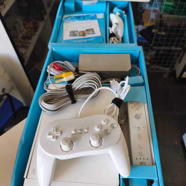 Videogame Nintendo Wii Original Na Caixa Com Controle E Manuais