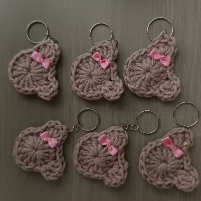 Kit com 30 lembrancinhas em Crochê amigurumi para Chá revelaçao e outros.
