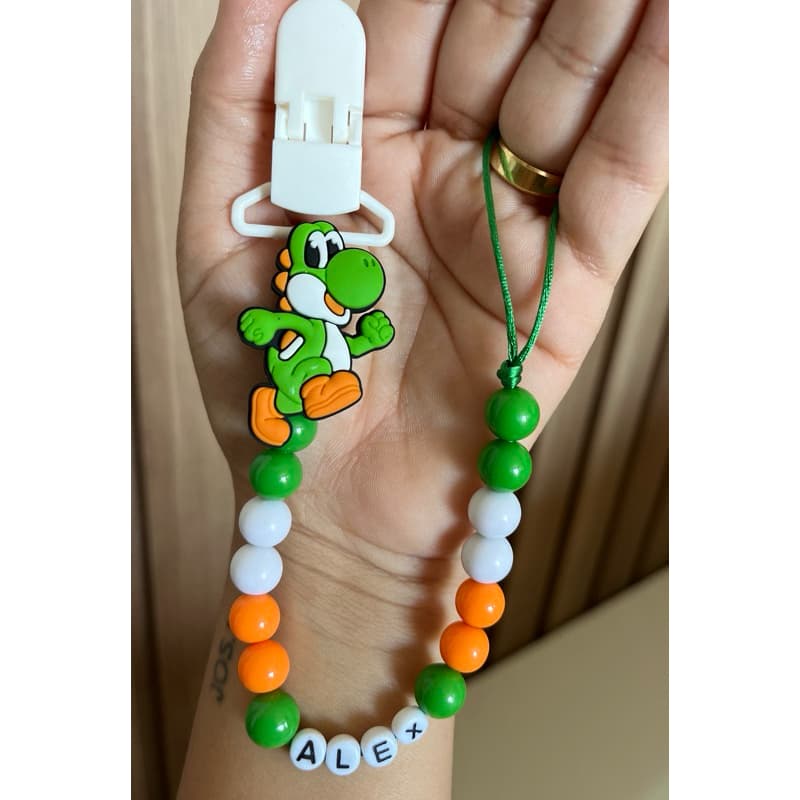 Prendedor de Chupeta Personalizado com nome | Acessório Bebê | Enxoval | Presente para bebê | Bico | Cordão Dinossauro