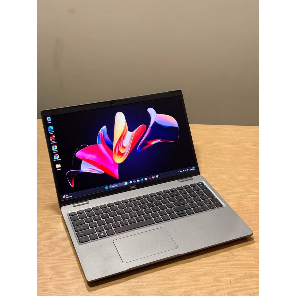 Notebook Dell Precision 3571 i7 12ª Geração | 16GB DDR5| SSD 512GB | RTX A1000
