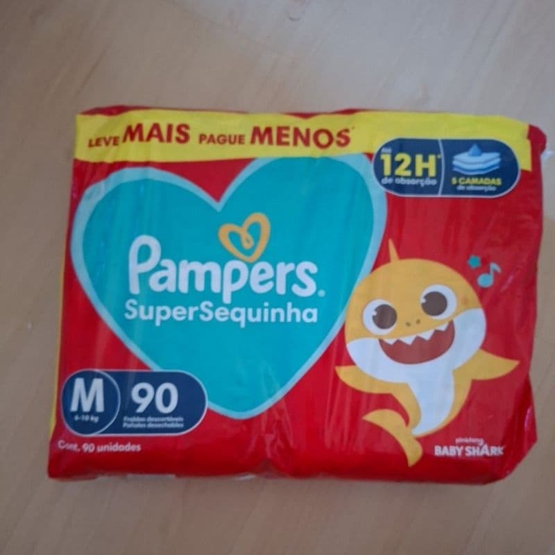 Fralda Pampers Super Sequinha M - com 68 ou 90 tiras - lacrada