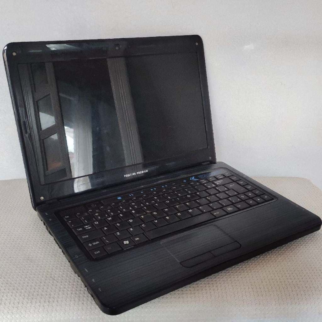 Notebook Positivo Premium (leia a descrição)