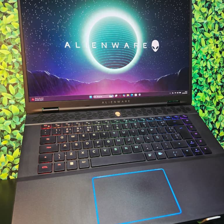 Notebook Gamer Dell Alienware m16 R2 Ultra 9 RTX 4070 (Com Garantia | Troco | Entrego | Parcelo)