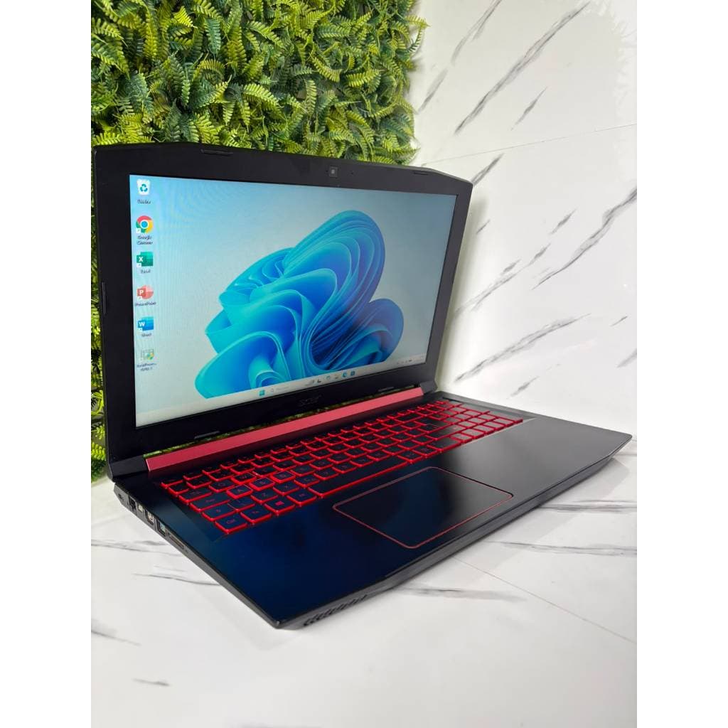NOTEBOOK ACER NITRO GAMER CORE I5, GTX 1050 4GB, 16GB RAM, 240GB SSD + 1TB HD, TELA GRANDE USADO FORMATADO