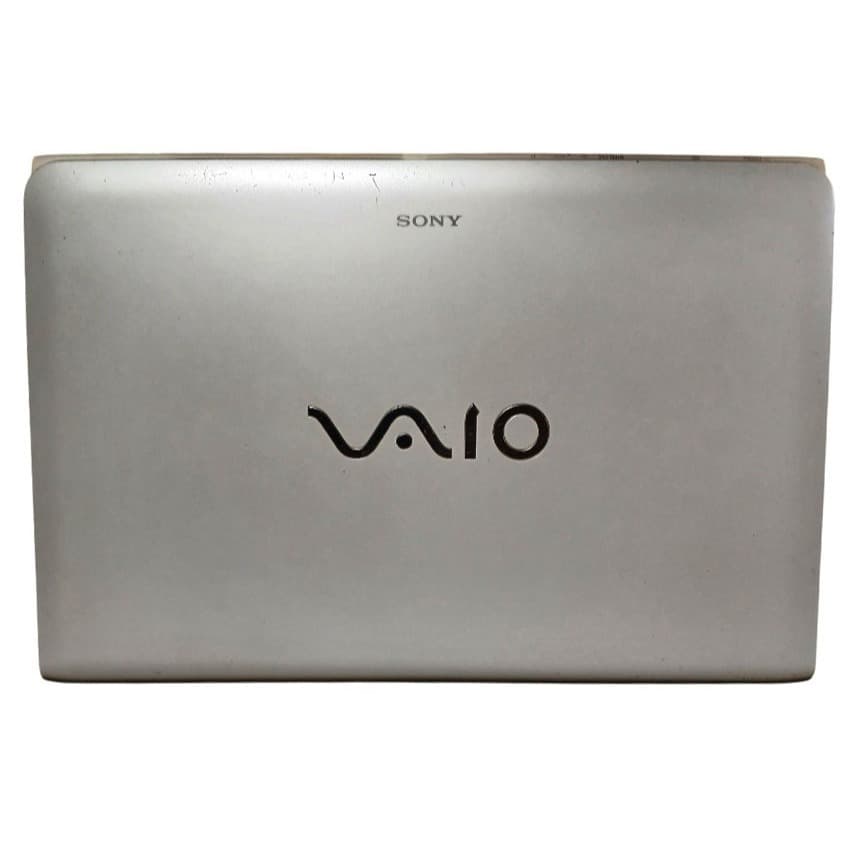 NOTEBOOK SONY I3-3110M 2.4 GHz 6GB RAM HDD 250GB MODELO SVE151J11X NS 545085490036780 COM DETALHE NA TELA