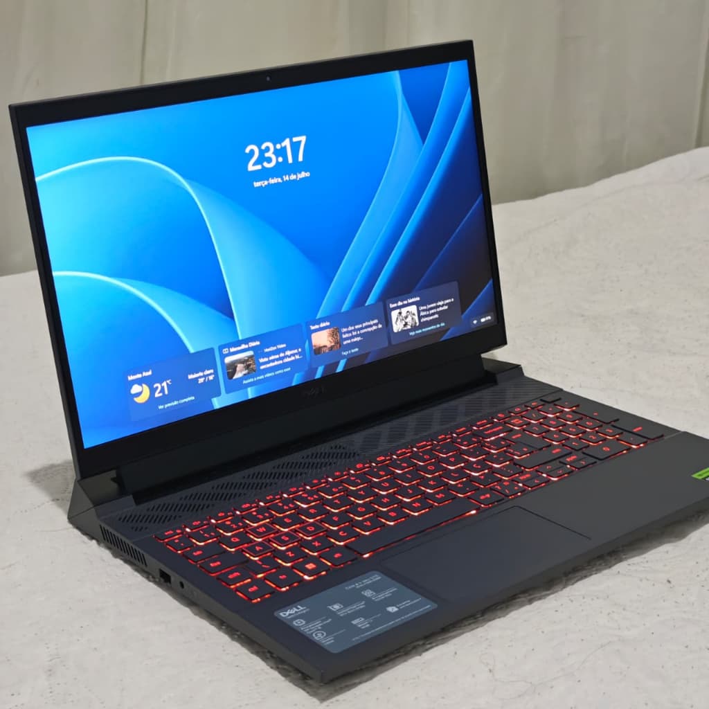 Notebook Gamer Dell G15 5530 i5 13450Hx RTX3050 6GB 16GB de RAM Teclado retroiluminado