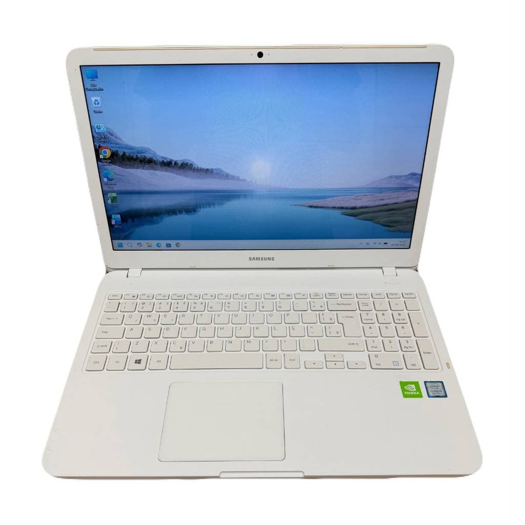 Notebook Samsung Intel Core I5 8gb Ddr4 Ssd 240gb Win 11 (VITRINE)