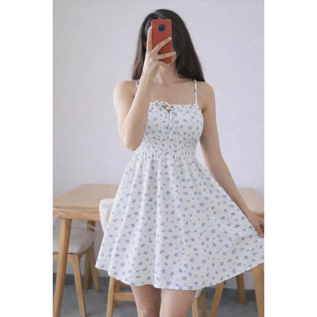 Vestido Floral Feminino Curto Rodado com Bojo Alcinhas Ajustáveis Lastex na Cintura Vestido Delicado