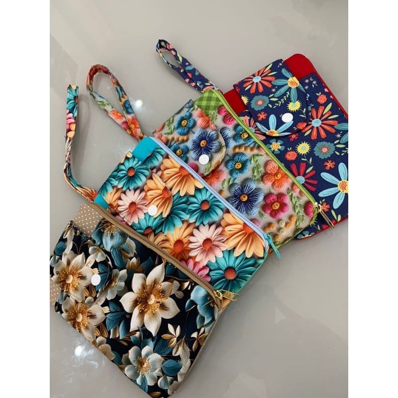 Porta celular Tecido# Capinha celular # Necessaire# Bolsinha de celular