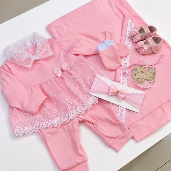 Kit Saída de Maternidade Menina Rosa Enxoval Bebê Completo com Manta e Sapatinho