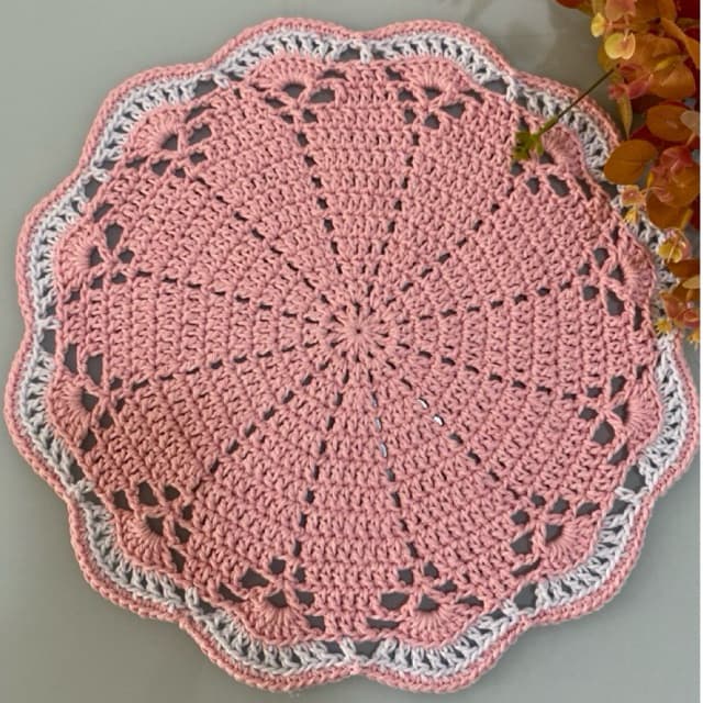 Toalinha/sousplat de crochê  para decoração, mesa posta, (36/37), confeccionado em Barbante 85% algodão