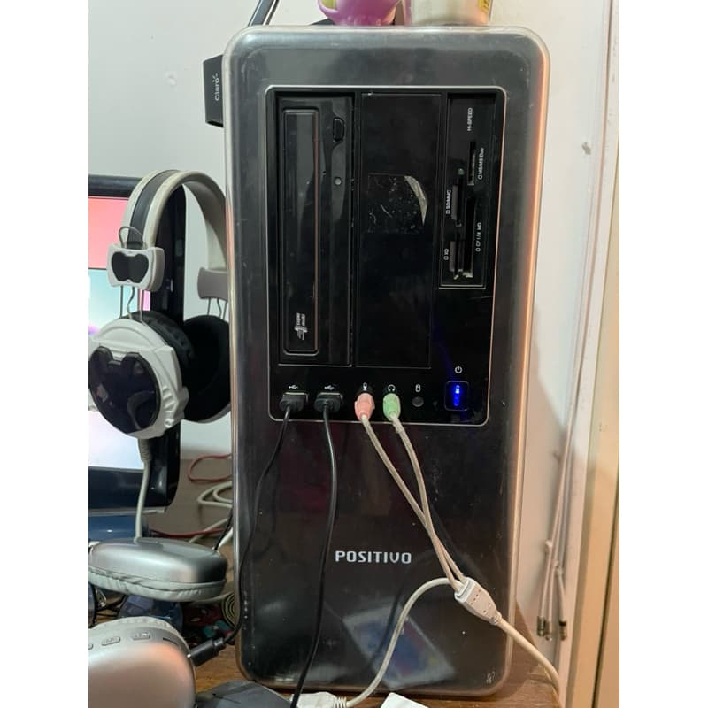 Computador Desktop Positivo