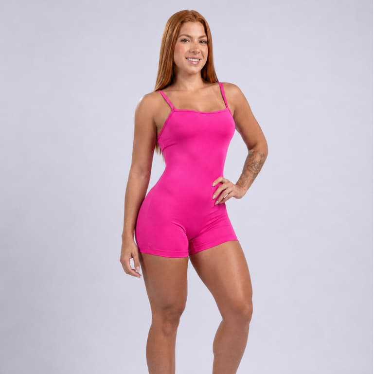 Macaquinho Slim Alcinha Academia Sem Transparência Fitness Crossfit Macacão curto