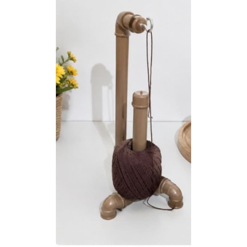 Suporte Porta Novelo de Barbante Fio para Crochê Tricô Organizador Artesanato