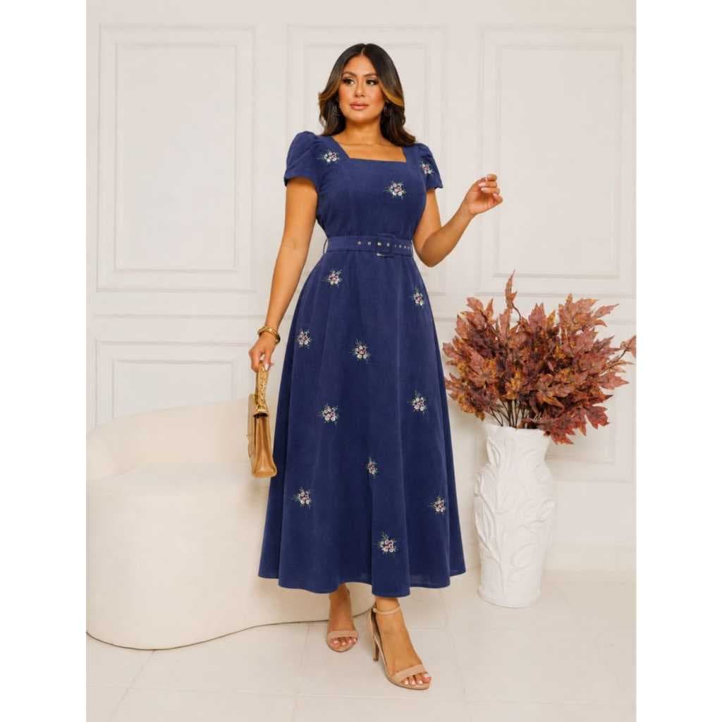 Vestido Evangélico Elegante  Manga Princesa e Cinto Sofisticado Encapado Vestido em Veludo Elegante Vestido Feminino