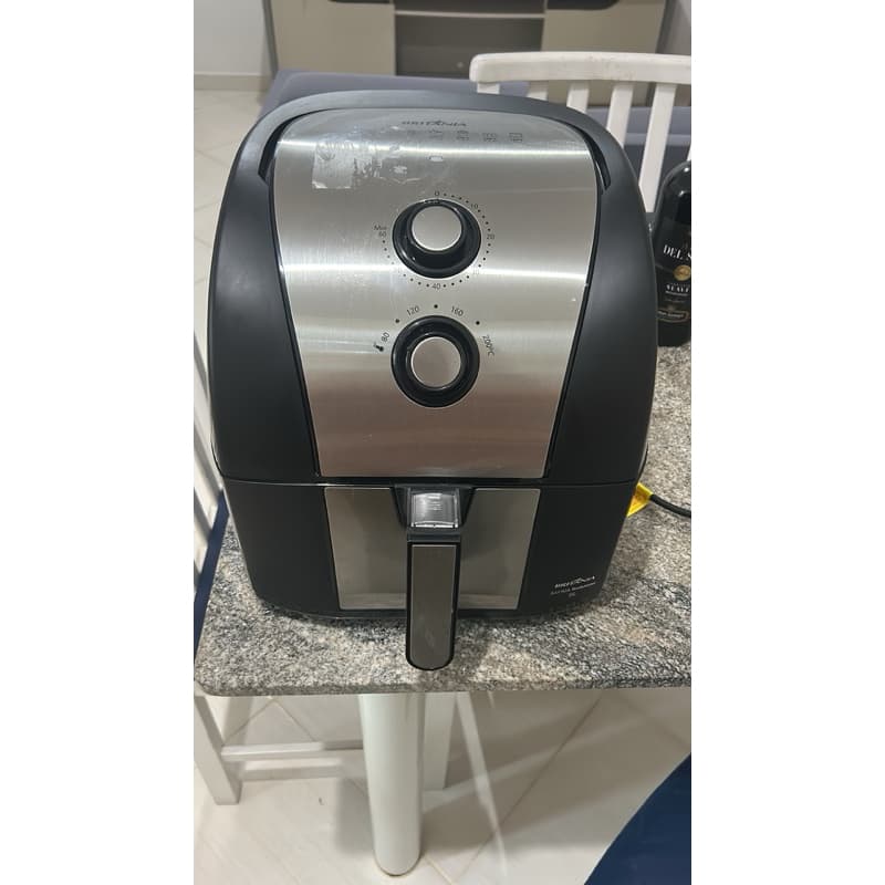 Fritadeira Eletrica Britania sem oleo 9L