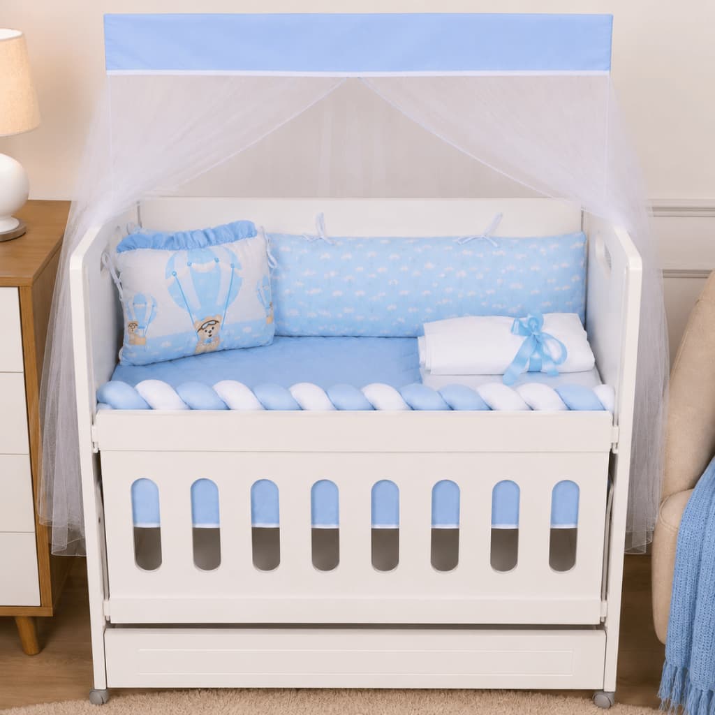Kit Mini Berço Balão Azul Bebê Menino 10 Peças Protetor Com Trança e Mosquiteiro Enxoval Completo