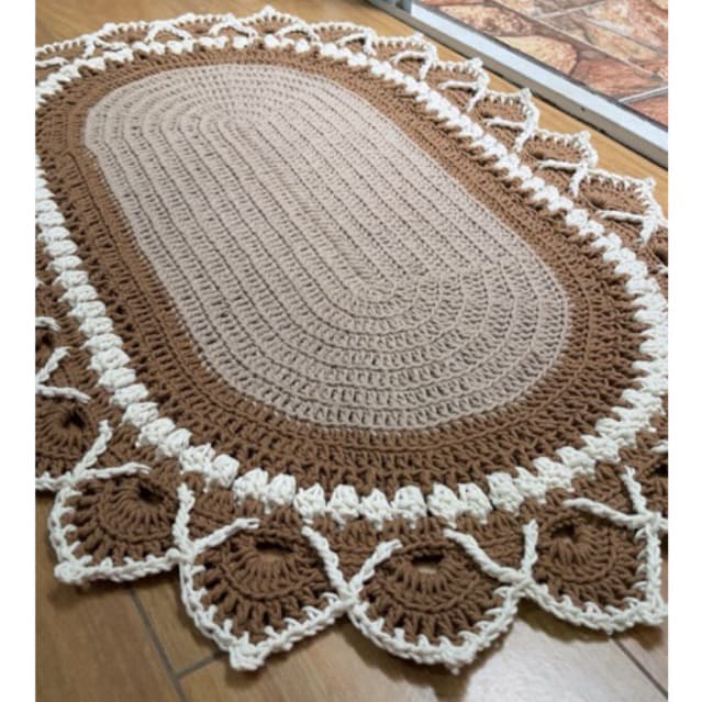 Tapete oval decorativo de Crochê no barbante n8, medindo 83x54cm
