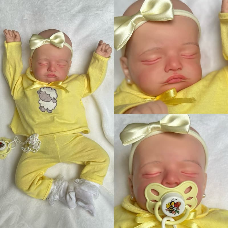 Boneca Bebê estilo reborn corpo tecido  com acessórios