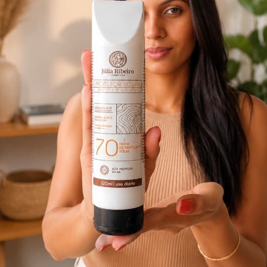 PROTETOR SOLAR 150ML FATOR 70, ANTIOLEOSIDADE, RÁPIDA ABSORÇÃO, ROSTO E CORPO