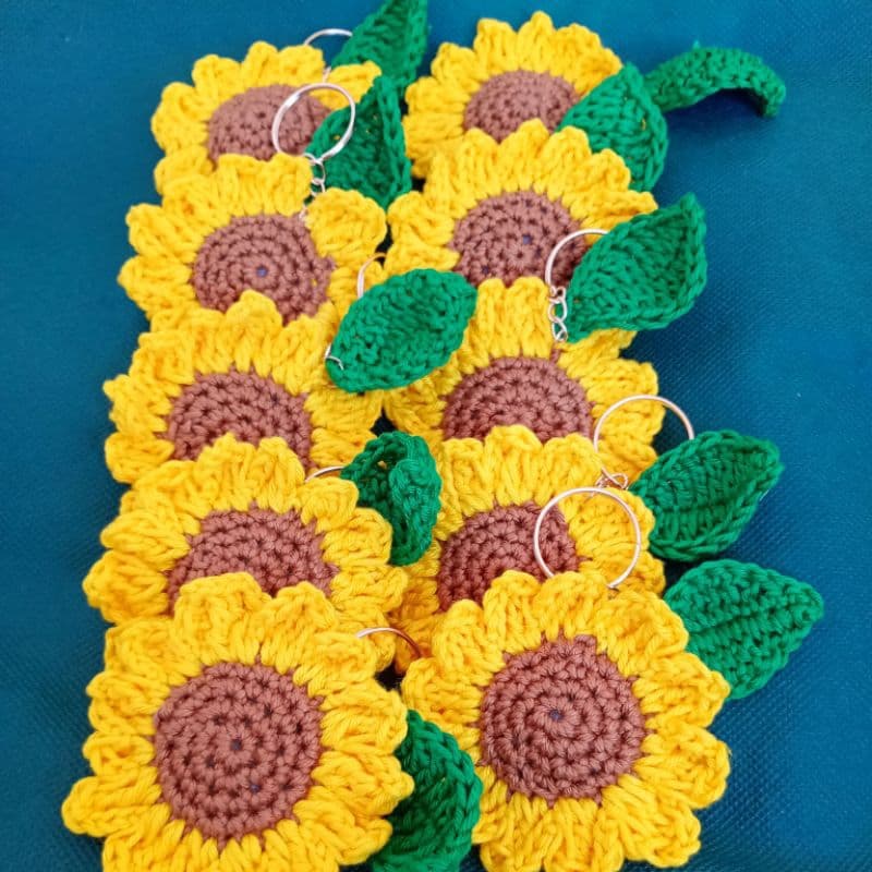 Kit 10 chaveiros girassol crochê amigurumi
